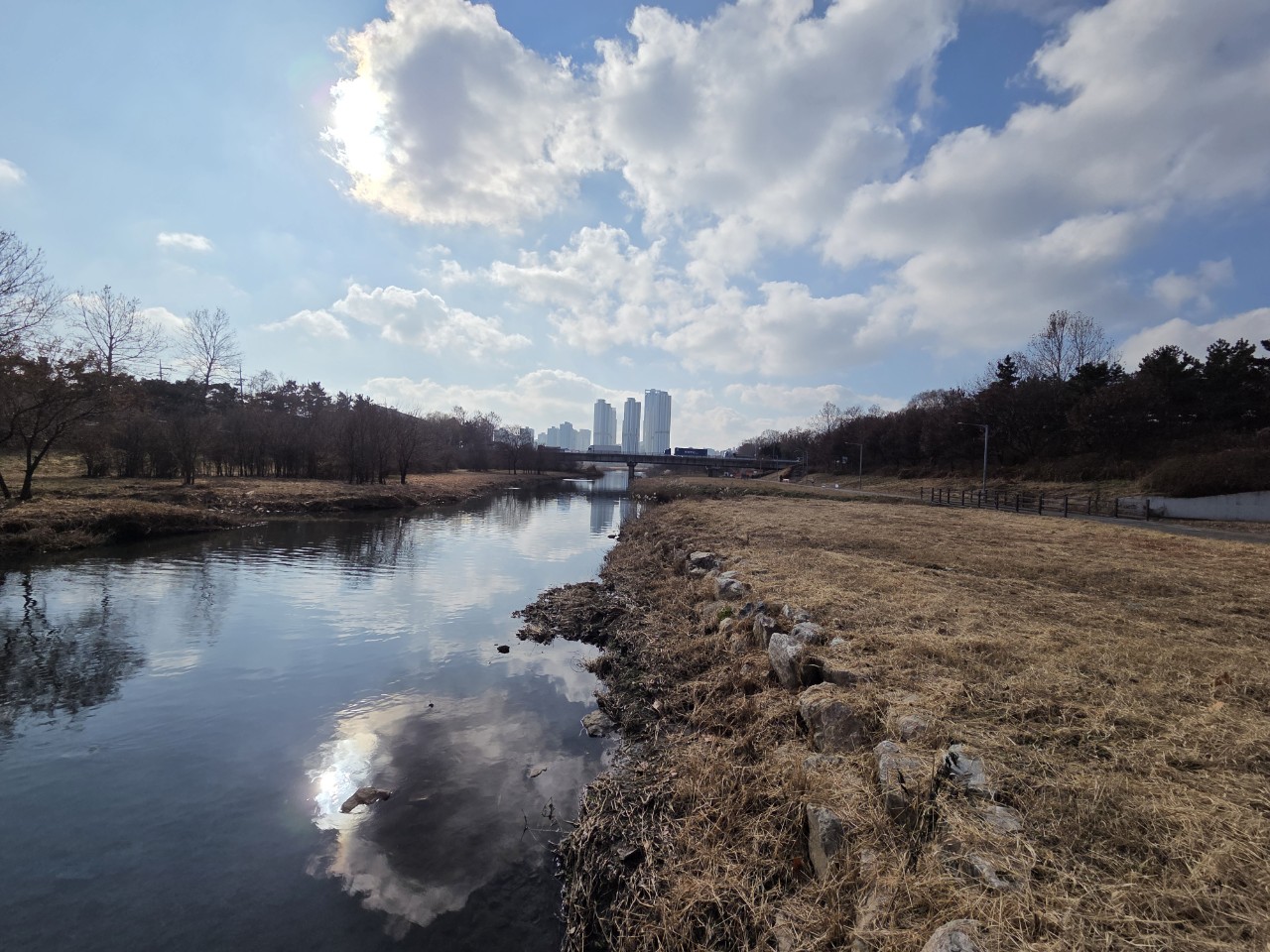 연수구, 승기천 수질 개선 결실…2년여 만에 ‘1등급’ 
